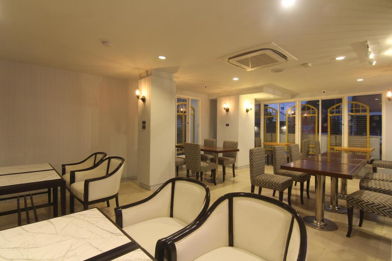 Montree Phuket Hotel, Sha Extra Plus Eksteriør bilde
